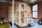 Atelier Antipode Independant furniture piece in a loft, used as a sleeping area, dressing and book storage