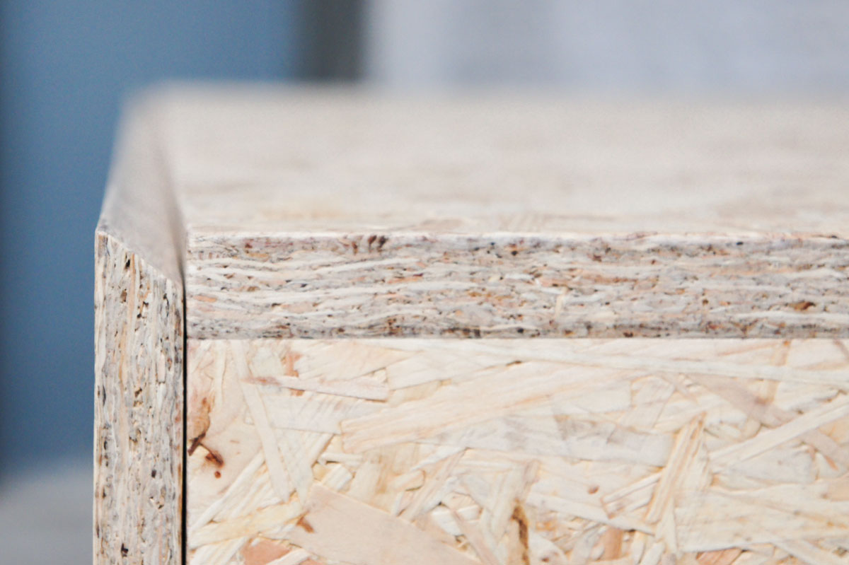 Shoe closet in OSB by Atelier Antipode